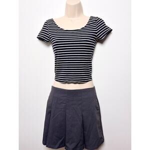 American Eagle Cotton Stretch Black and White Striped Scoopneck Crop Top